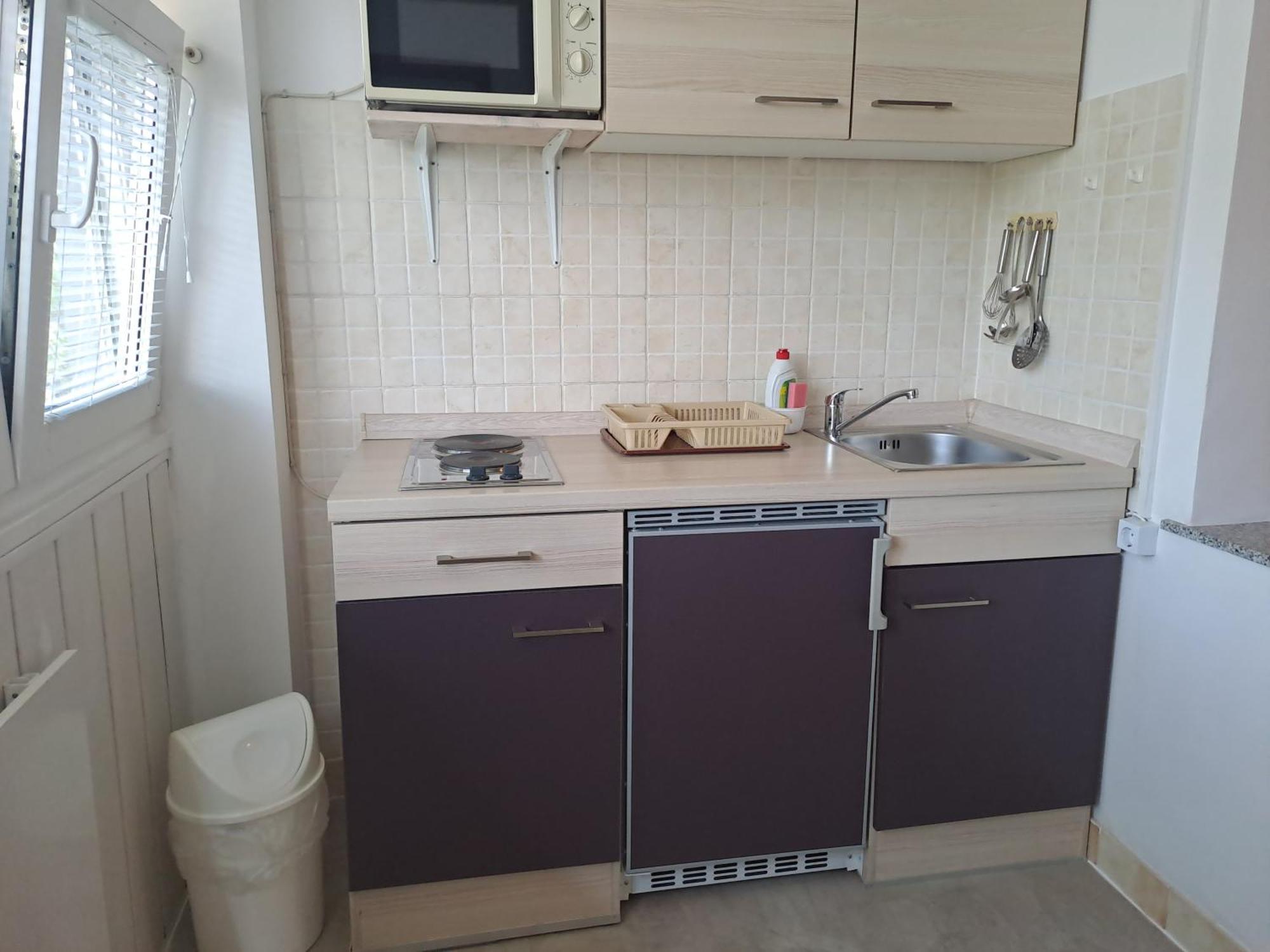 Studio Apartments Maslinik クルク エクステリア 写真