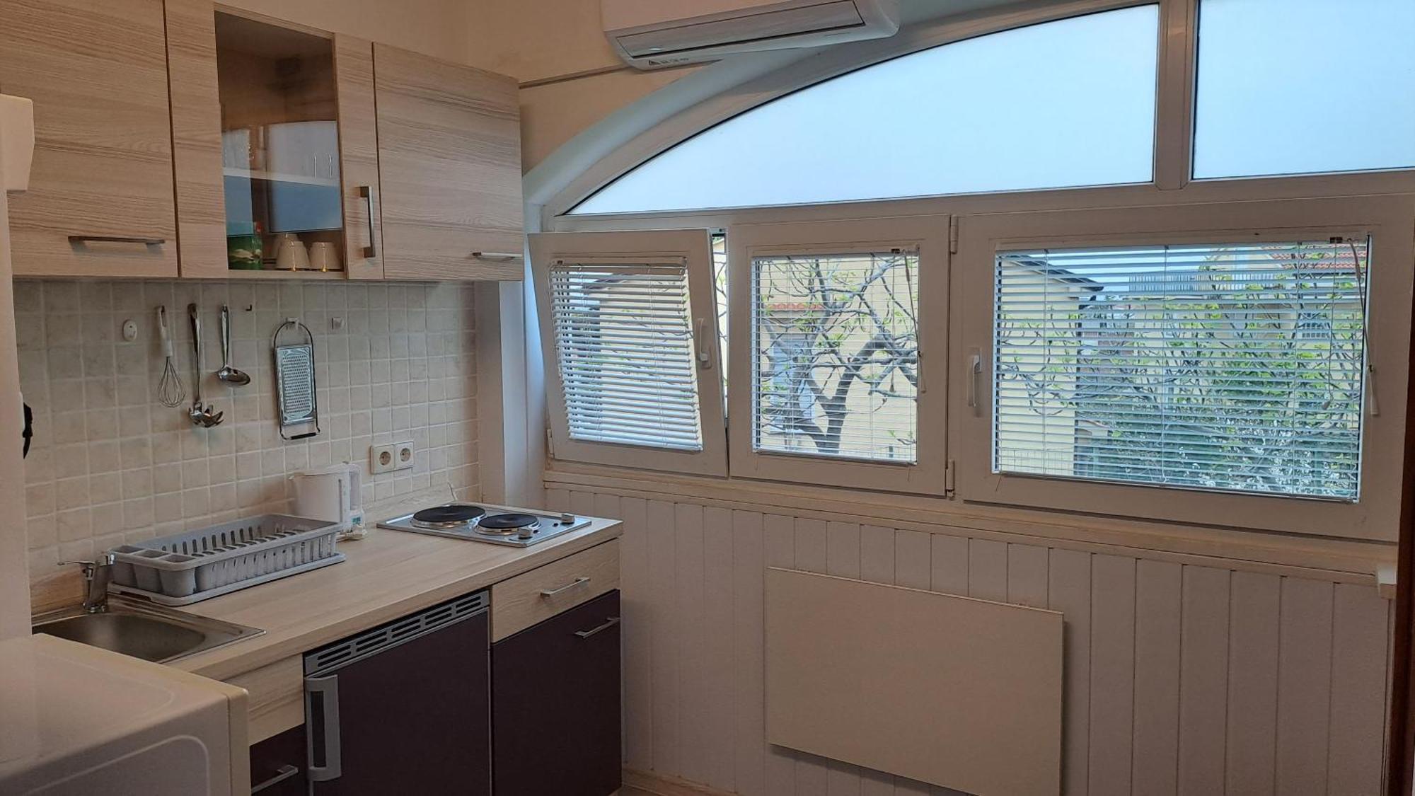 Studio Apartments Maslinik クルク エクステリア 写真