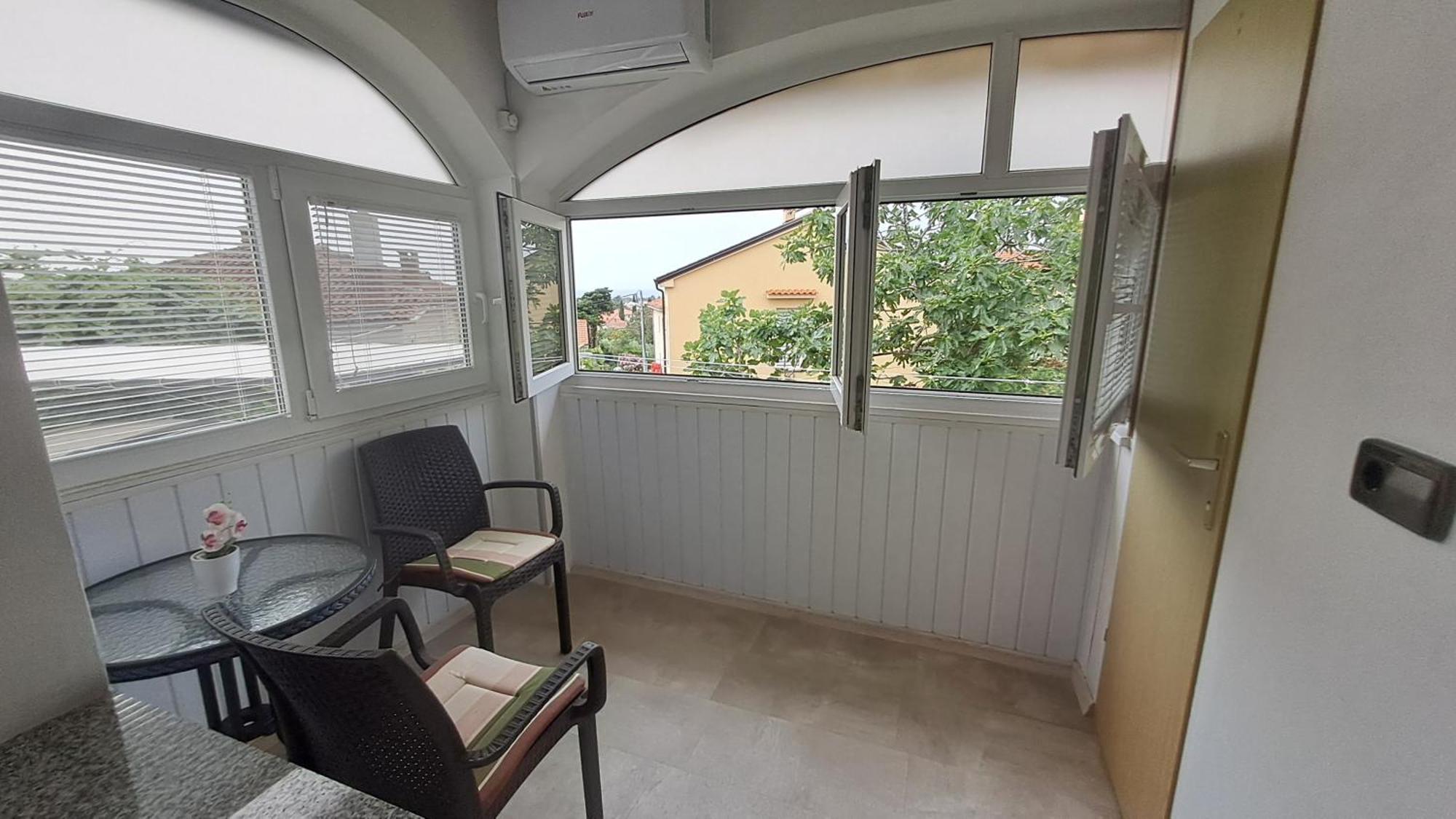Studio Apartments Maslinik クルク エクステリア 写真